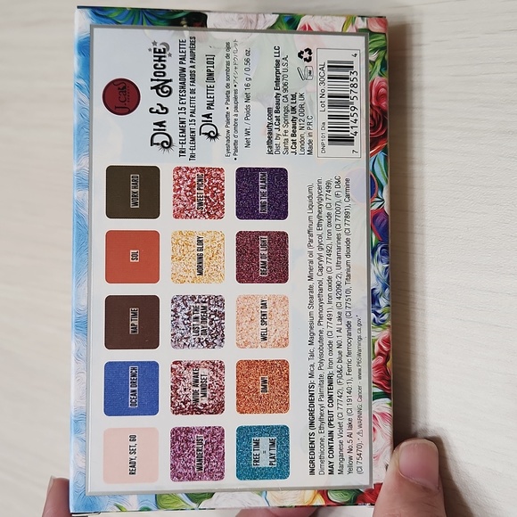 J.Cat Beauty Dia & Noche 🎨Eyeshadow Palette 🎨in Dia DNP101 15 colors 🌟NEW🌟 - Picture 5 of 7